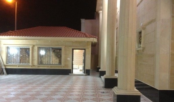 بناء ملاحق الشرقية