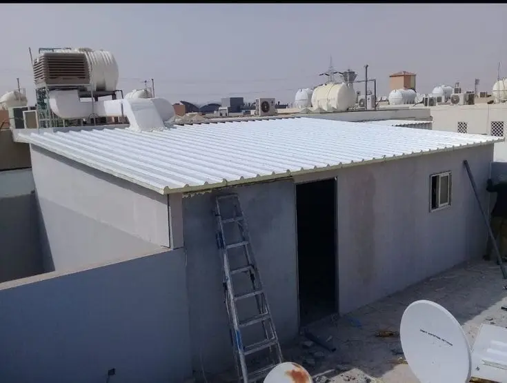 بناء ملاحق الشرقية